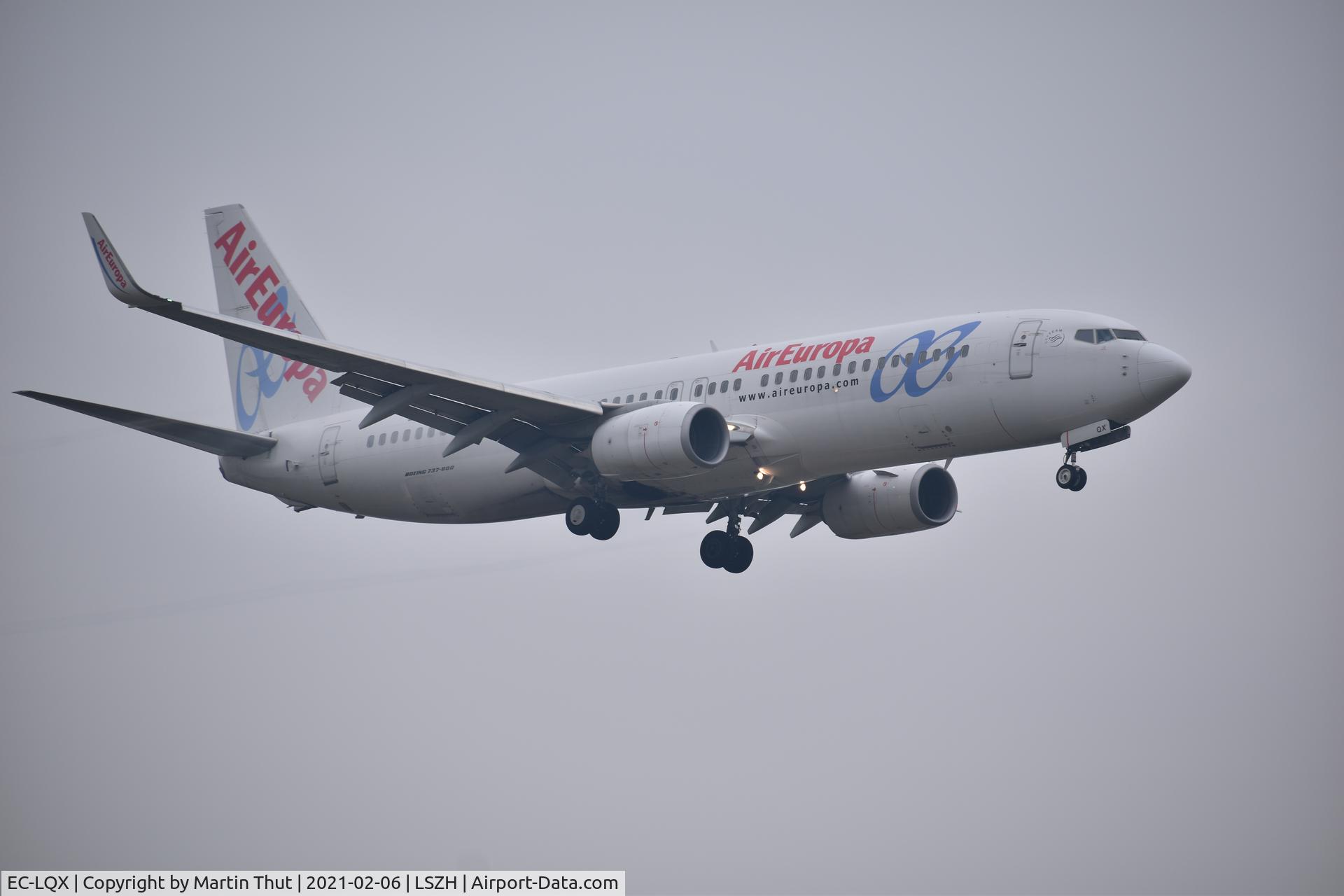 EC-LQX, 2012 Boeing 737-85P C/N 36589, EC-LQX landing At zurich Airport