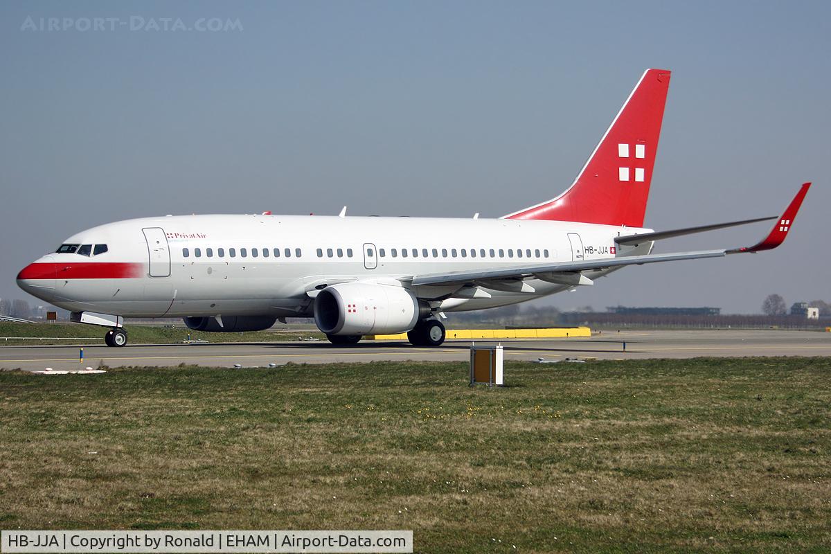 HB-JJA, 2005 Boeing 737-7AK BBJ C/N 34303, at spl