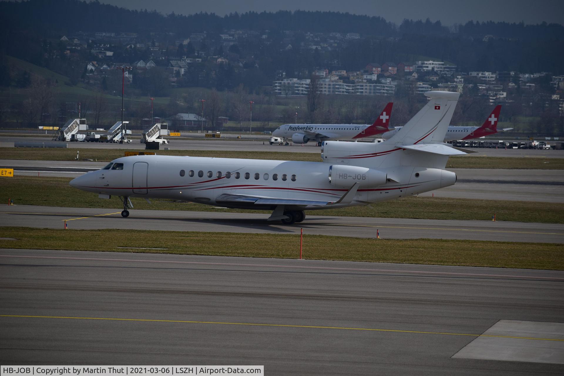 HB-JOB, 2009 Dassault Falcon 7X C/N 080, FA7X taxi