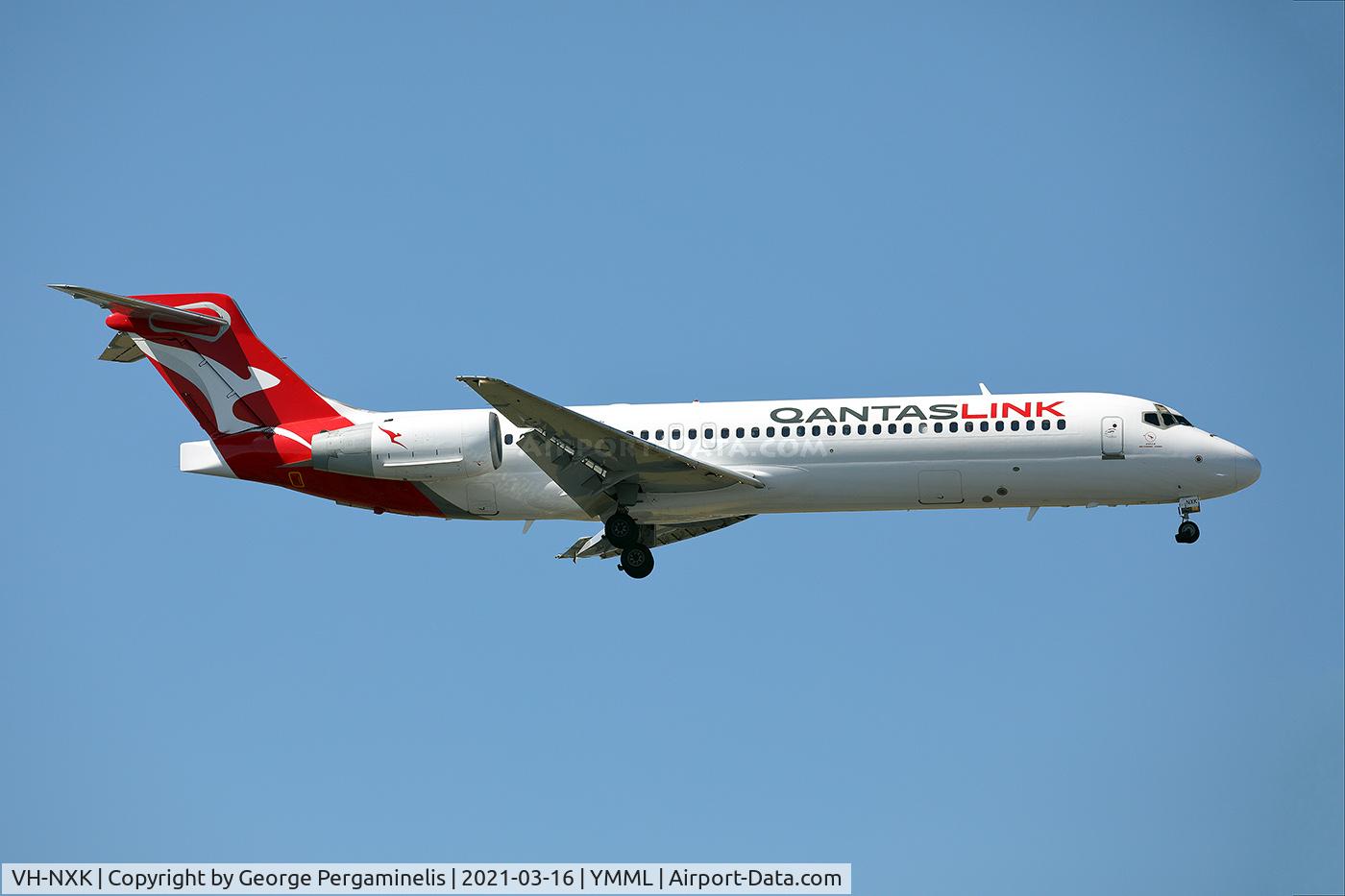 VH-NXK, 2001 Boeing 717-231 C/N 55092, On short final, runway 16.