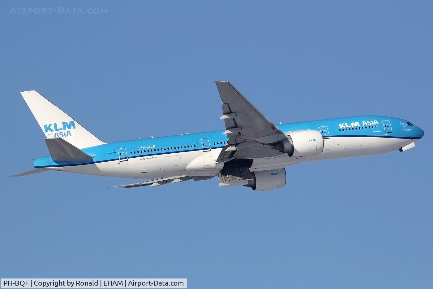 PH-BQF, 2004 Boeing 777-206/ER C/N 29398, at spl
