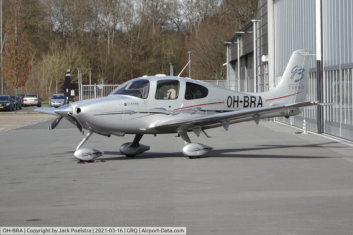 OH-BRA, Cirrus SR-22 G3 GTS  Turbo C/N 2616, For maintenance at Groningen airport