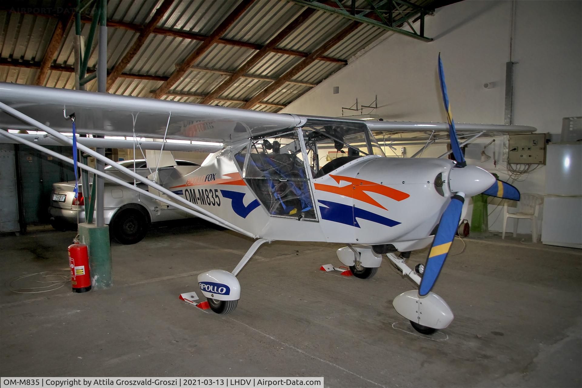 OM-M835, 2000 Apollo Fox C/N 210600, LHDV - Dunaújváros-Kisapostag Airport, Hungary