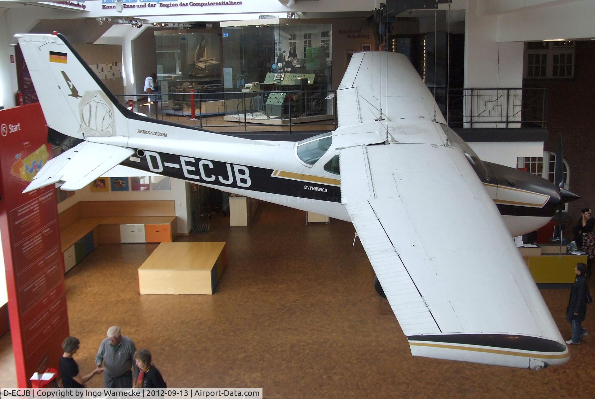 D-ECJB, Reims F172P Skyhawk II C/N F17203087, Cessna (Reims) F172P Skyhawk II (the plane that Mathias Rust flew from Helsinki to land at the Red Sqare in Moscow on 28th May 1987) at the DTM (Deutsches Technikmuseum), Berlin