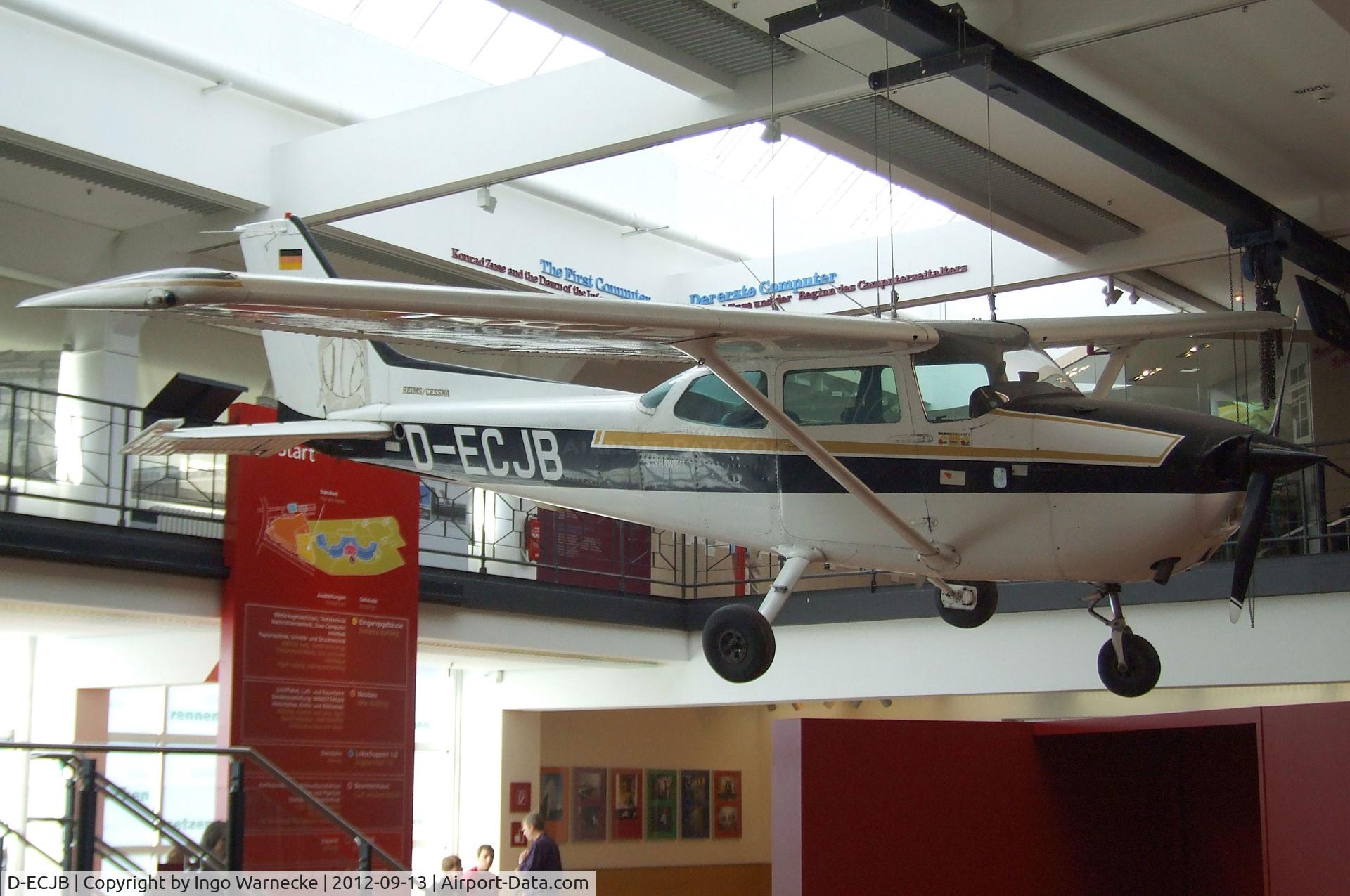 D-ECJB, Reims F172P Skyhawk II C/N F17203087, Cessna (Reims) F172P Skyhawk II (the plane that Mathias Rust flew from Helsinki to land at the Red Sqare in Moscow on 28th May 1987) at the DTM (Deutsches Technikmuseum), Berlin