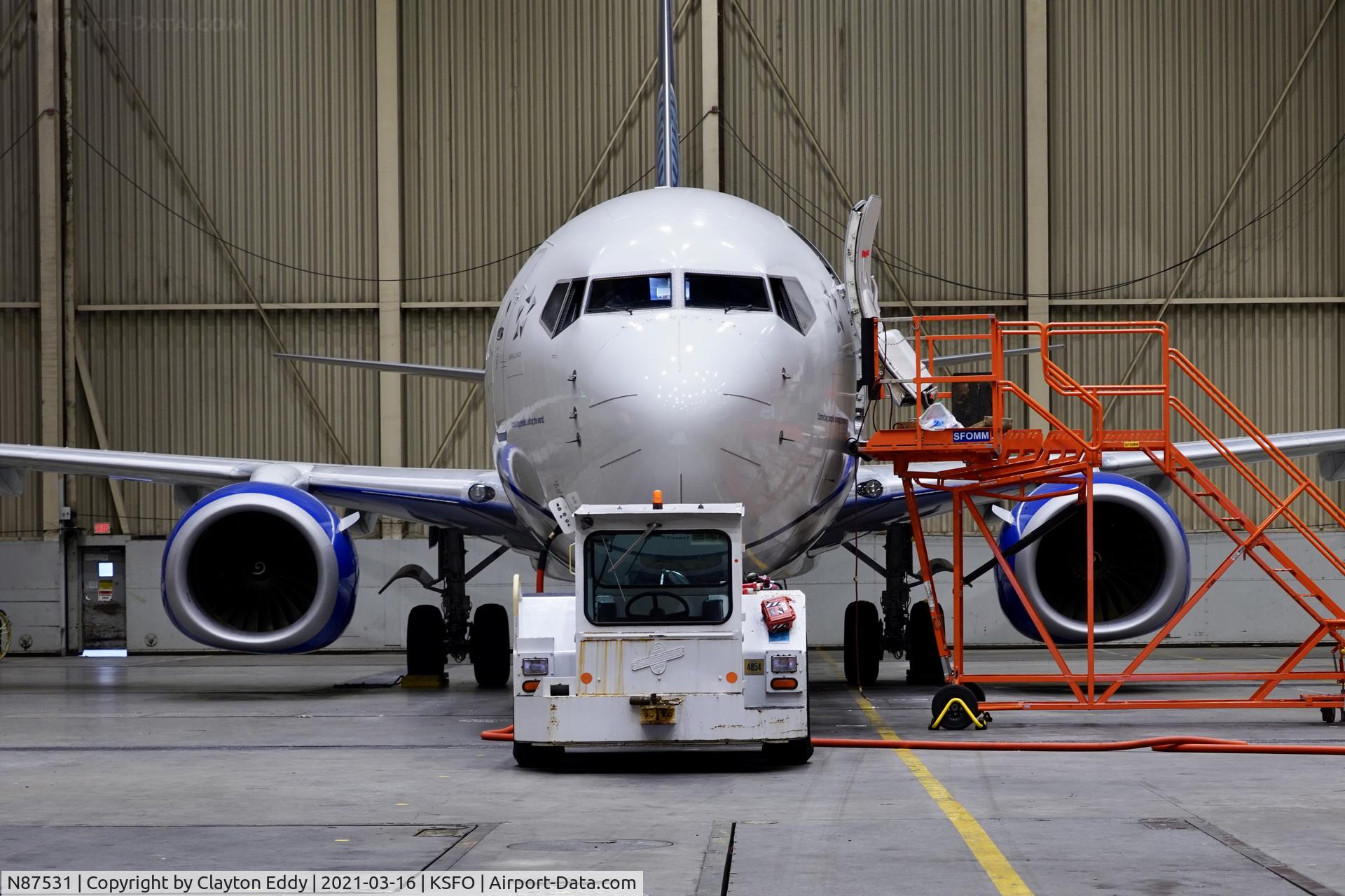 N87531, 2011 Boeing 737-824 C/N 39999, SFO 2021.