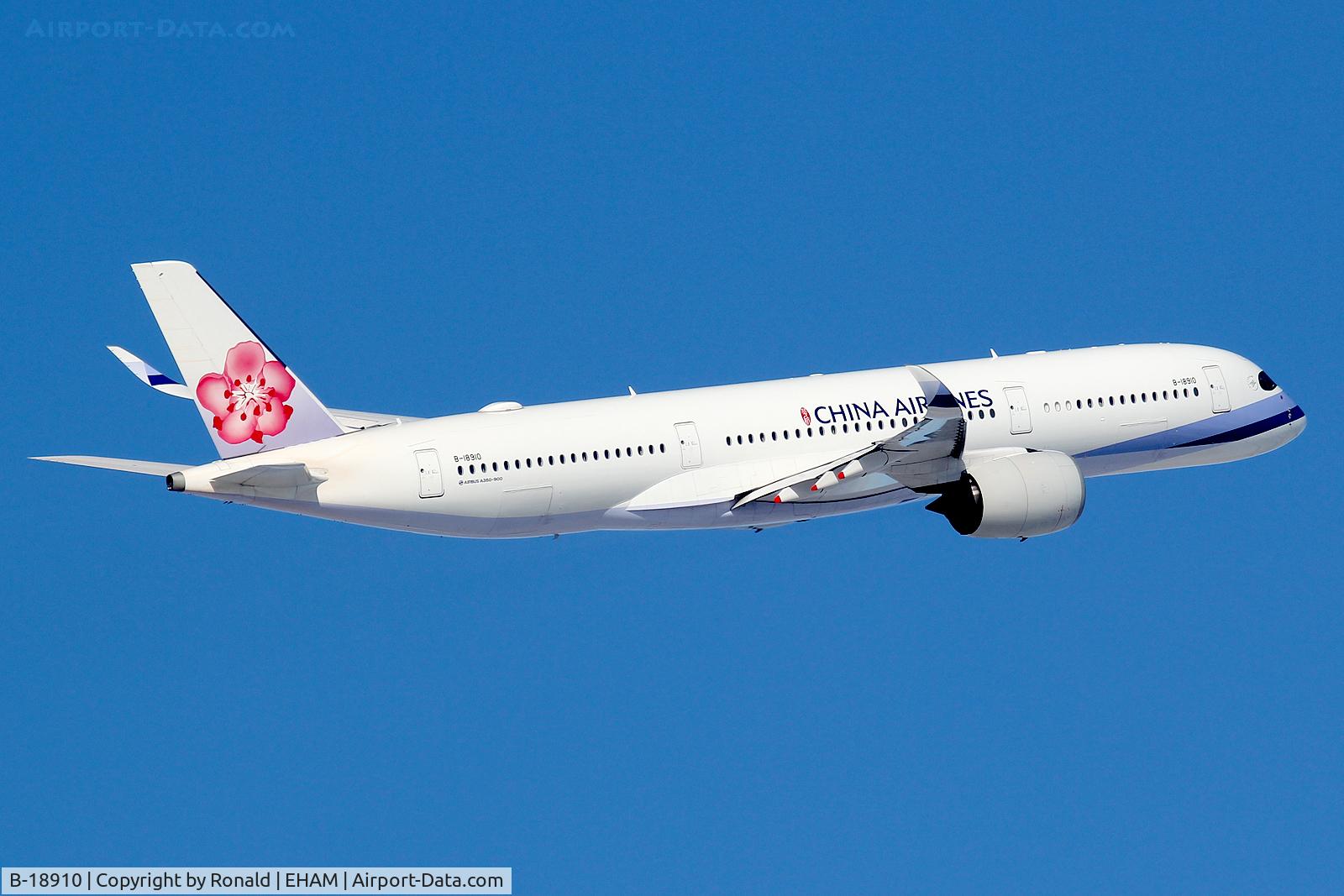 B-18910, 2017 Airbus A350-941 C/N 151, at spl