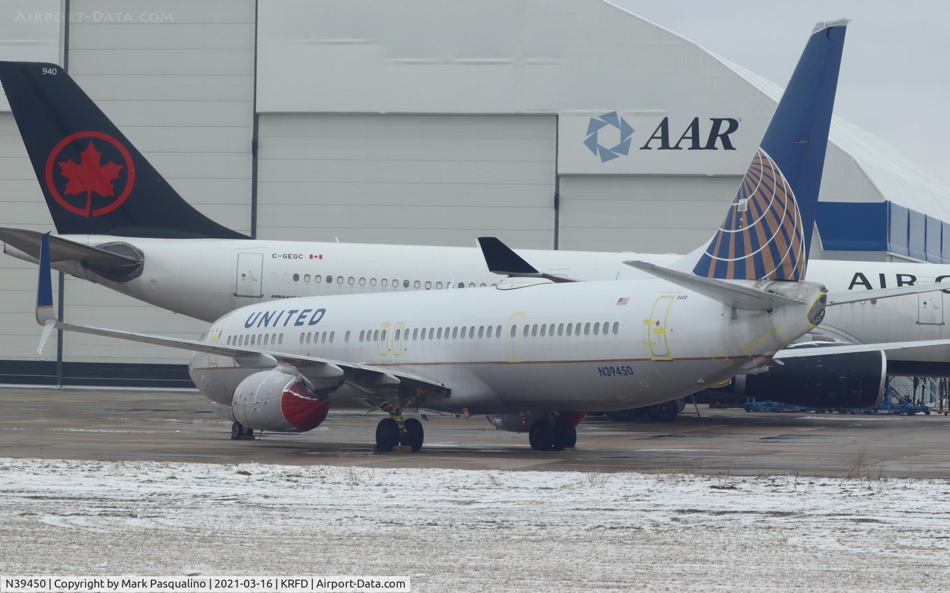 N39450, 2012 Boeing 737-924/ER C/N 40004, Boeing 737-924/ER