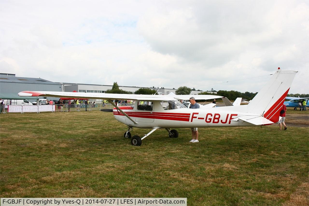 F-GBJF, Reims F152 C/N 1485, Reims F152, Static dispay, Guiscriff airfield (LFES) open day 2014