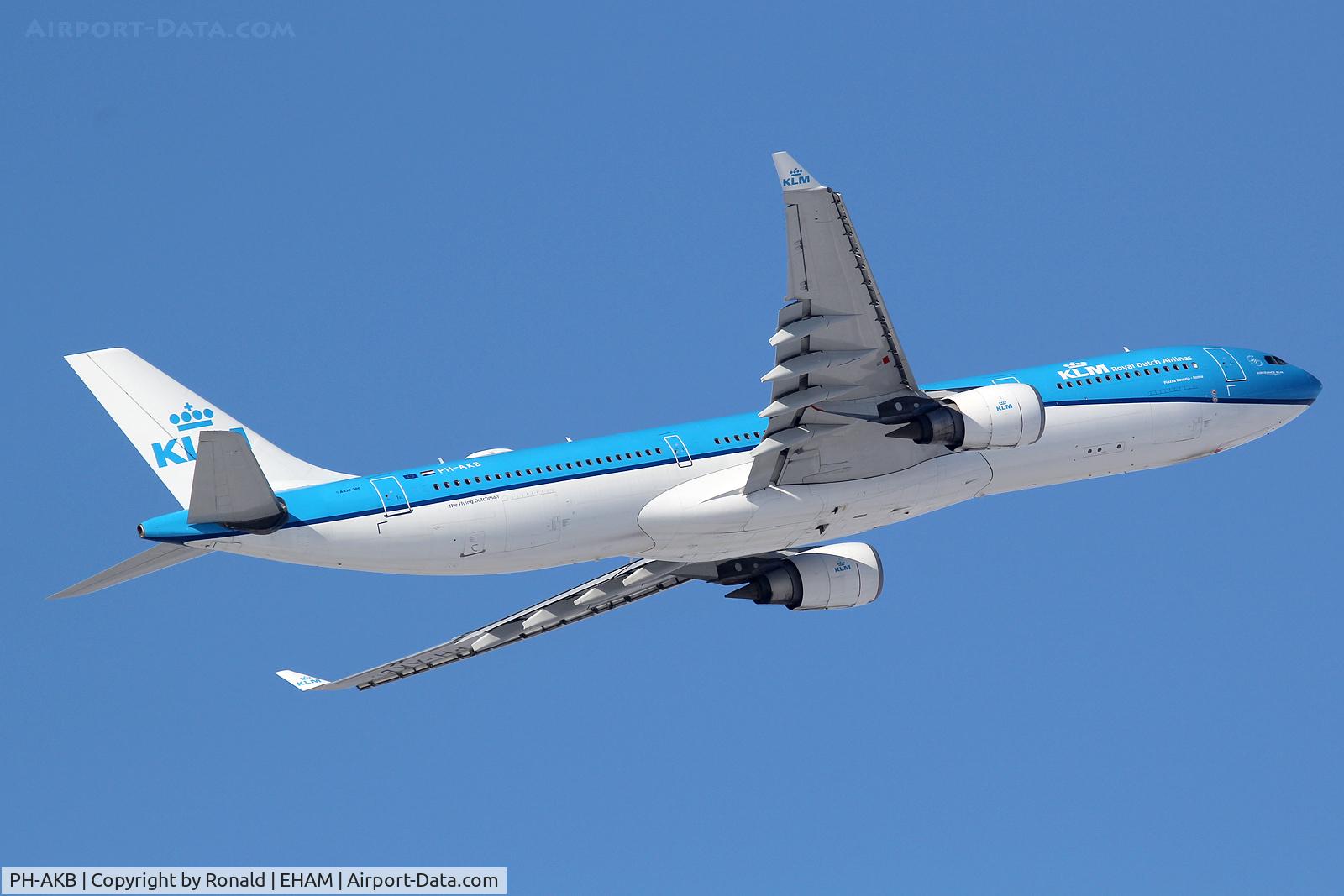 PH-AKB, 2012 Airbus A330-303 C/N 1294, at spl