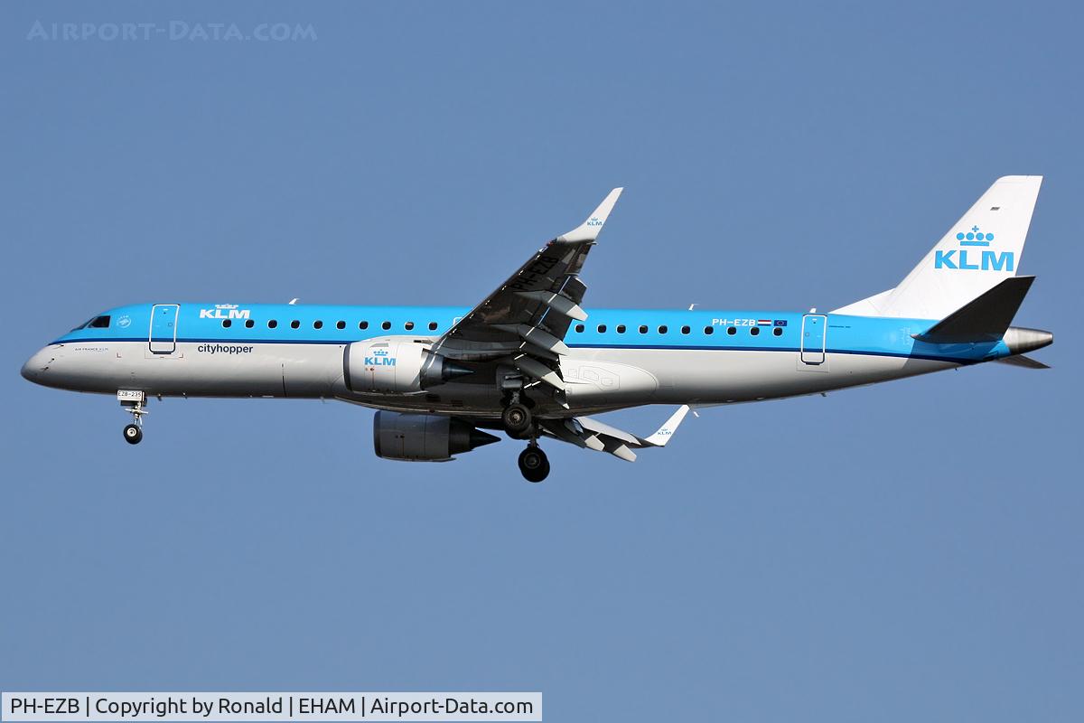 PH-EZB, 2008 Embraer 190LR (ERJ-190-100LR) C/N 19000235, at spl