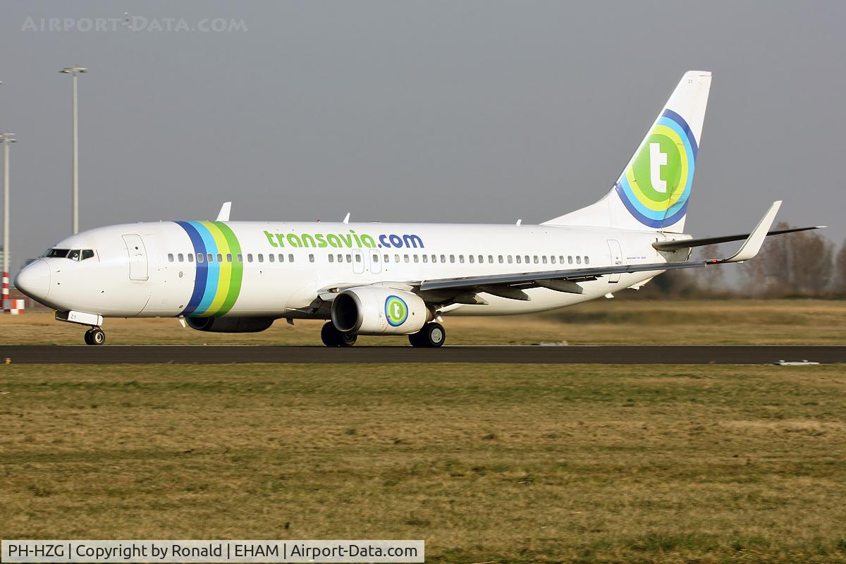 PH-HZG, 2000 Boeing 737-8K2 C/N 28379, at spl