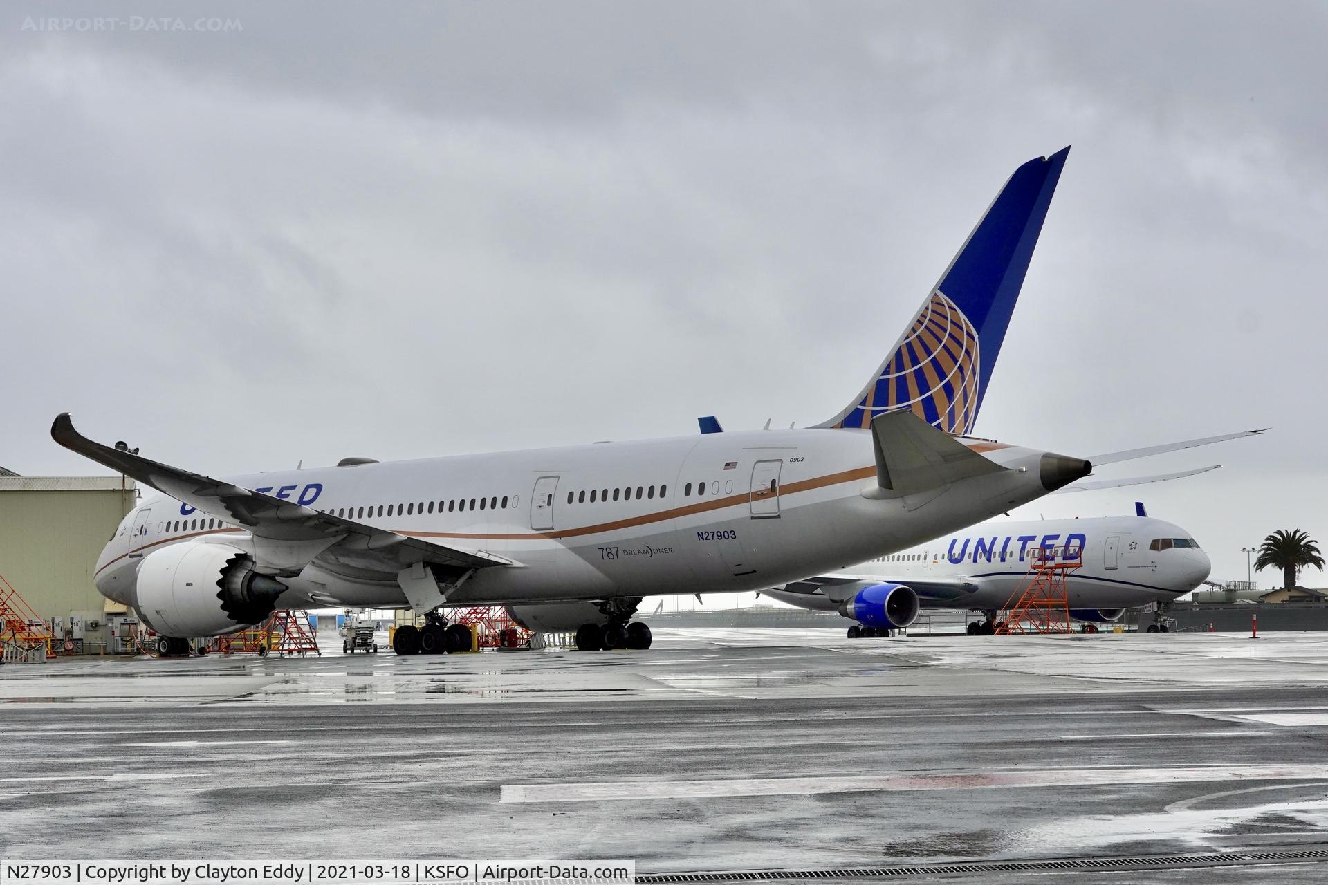 N27903, 2012 Boeing 787-8 Dreamliner C/N 34823, SFO 2021.