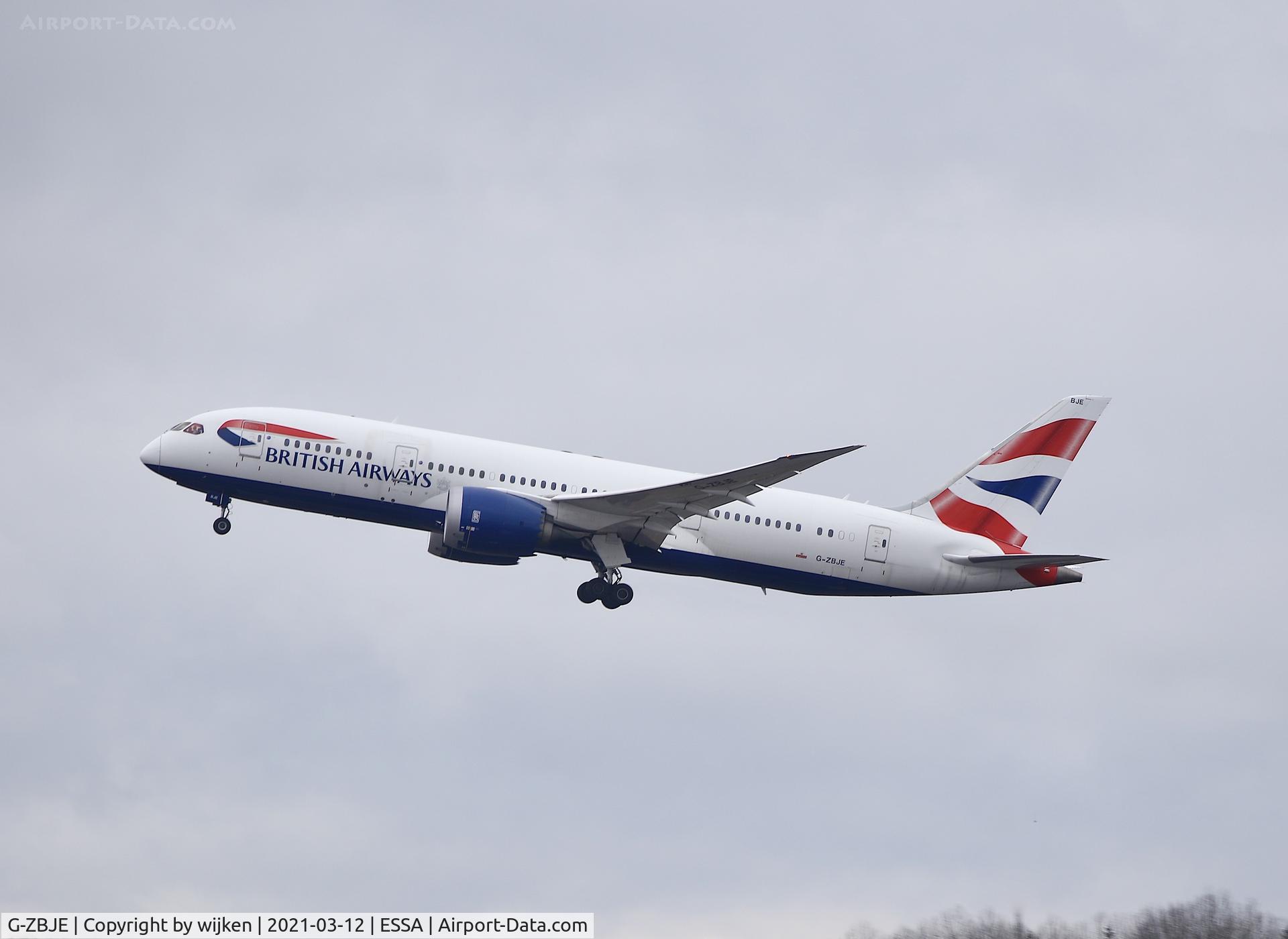 G-ZBJE, 2013 Boeing 787-8 Dreamliner C/N 38612, RWY 19R
