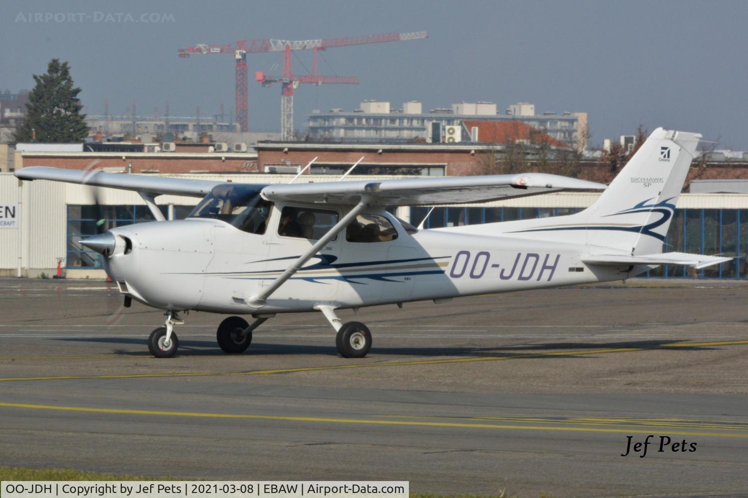 OO-JDH, 2010 Cessna 172S C/N 172S11048, At home base Antwerp Airport.