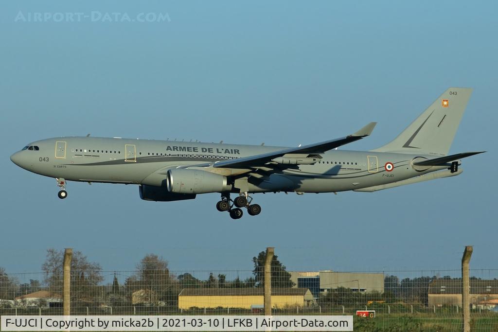 F-UJCI, 2019 Airbus A330-243MRTT C/N 1916, Landing
