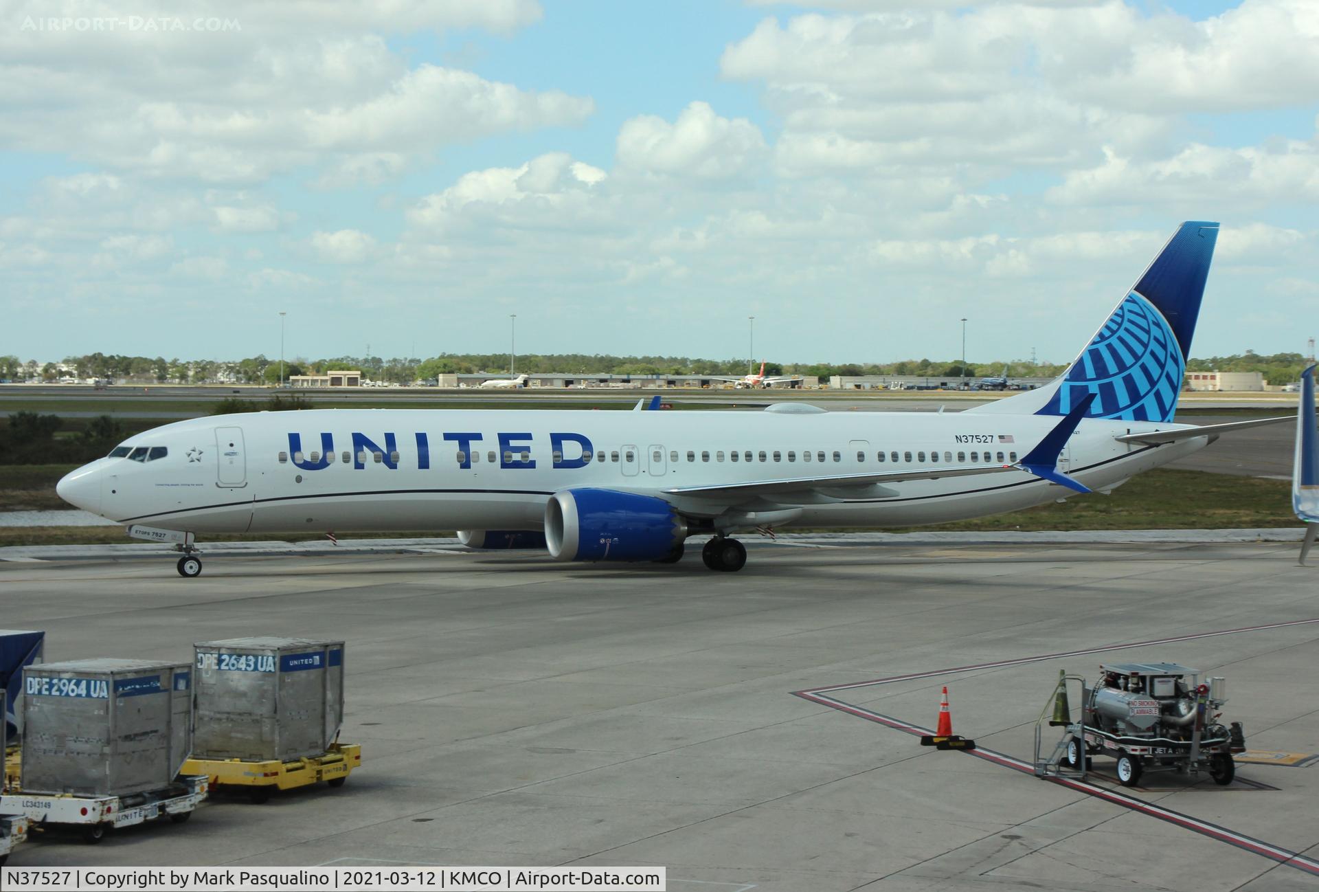 N37527, 2019 Boeing 737-9 MAX C/N 43463, Boeing 737-9 MAX