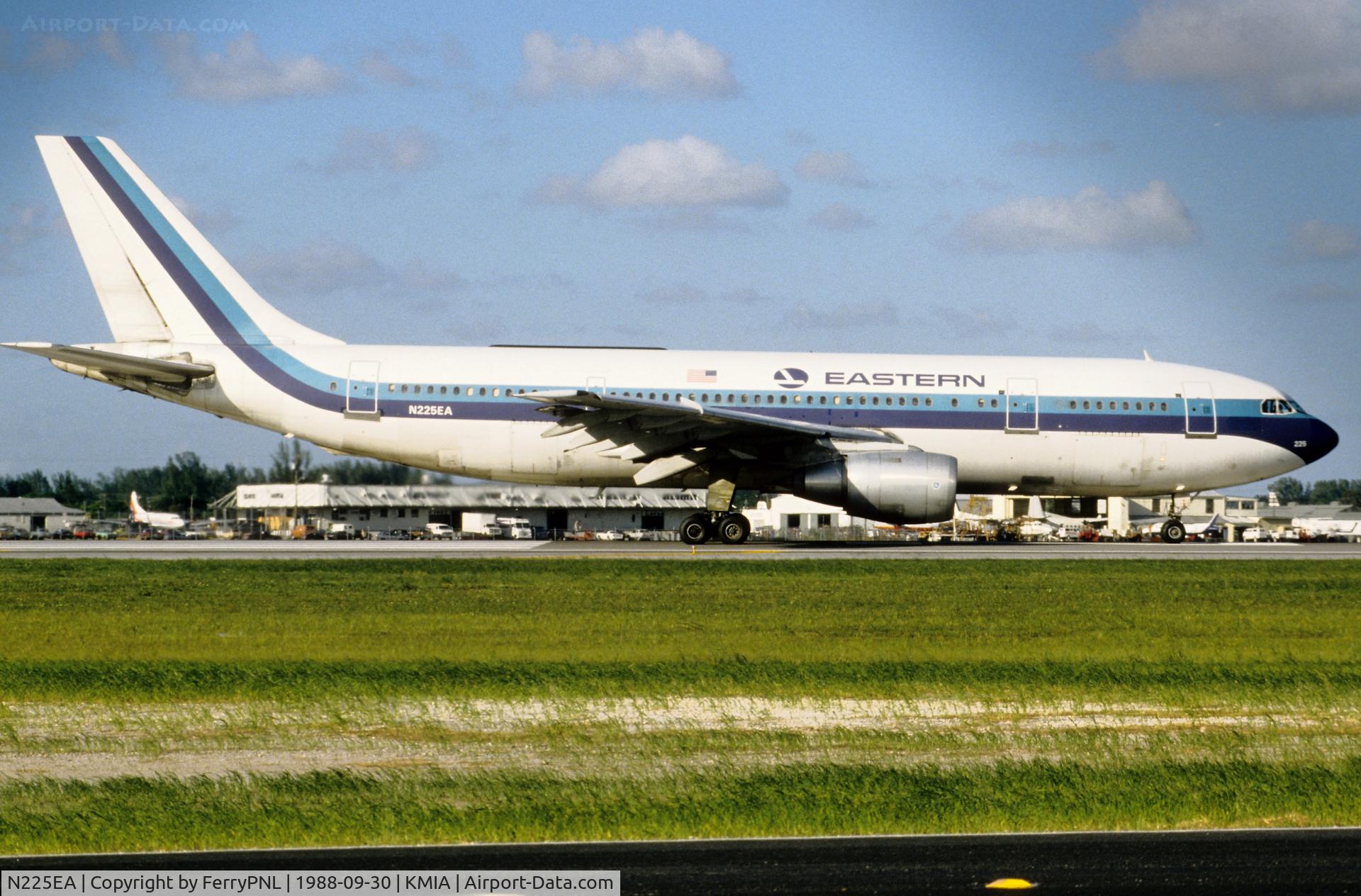 N225EA, 1981 Airbus A300B4-203 C/N 158, Eastern A300 for departure