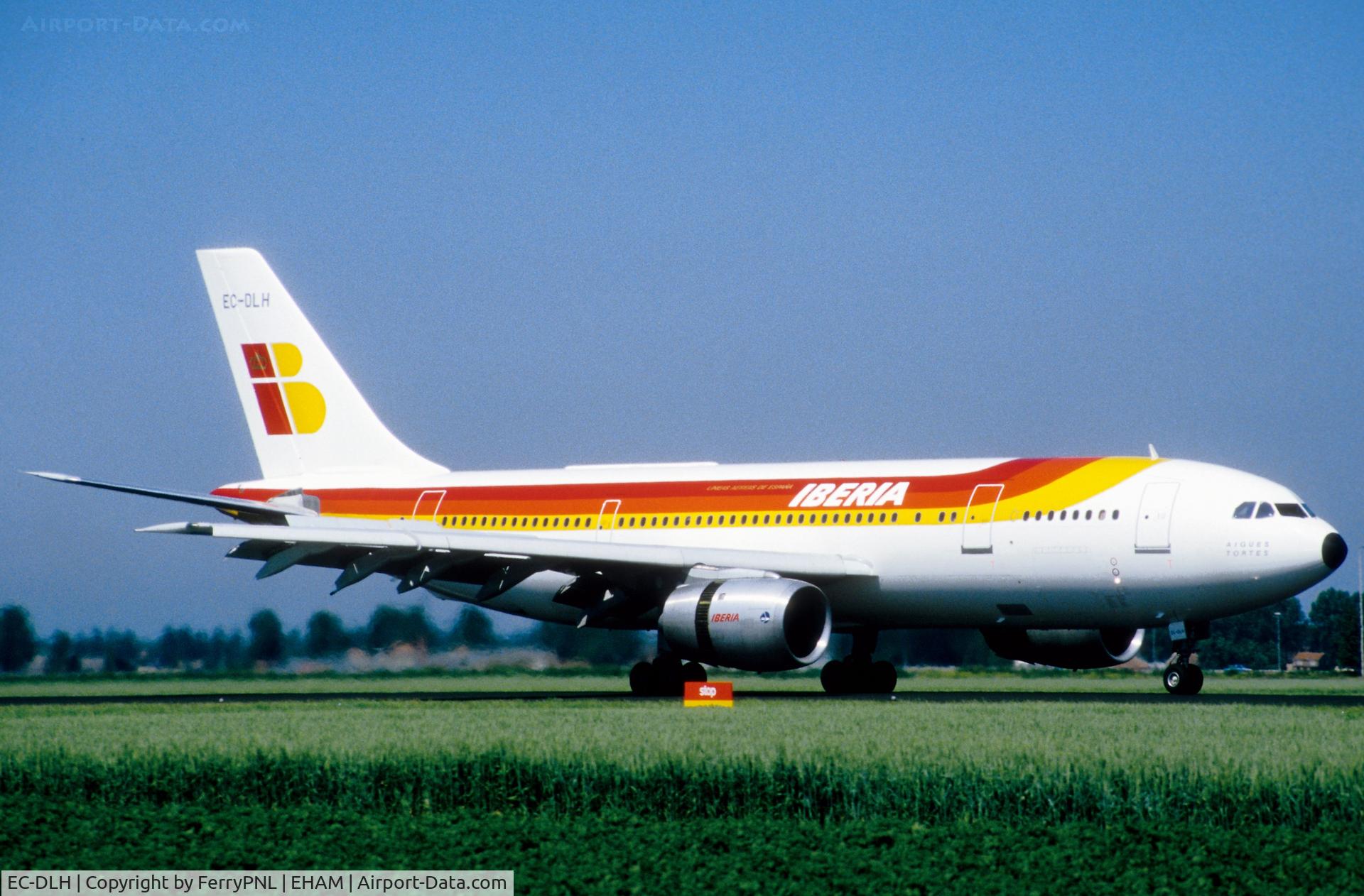 EC-DLH, 1981 Airbus A300B4-120 C/N 136, Iberia A300 landing in AMS