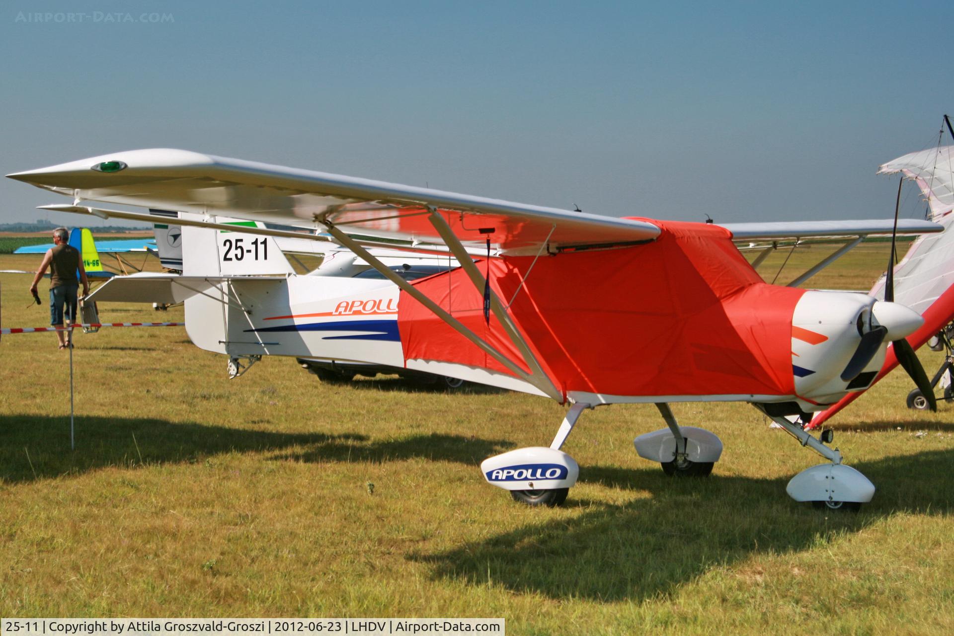 25-11, 2000 Apollo Fox C/N 210600, LHDV - Dunaújváros-Kisapostag Airport, Hungary