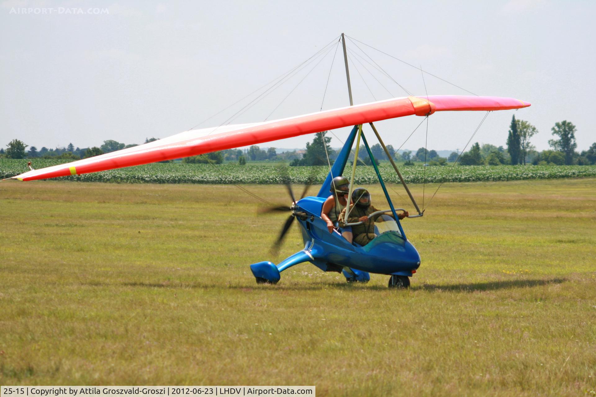 25-15, 1995 TL Ultralight TL-22 Duo C/N 95C04, LHDV - Dunaújváros-Kisapostag Airport, Hungary