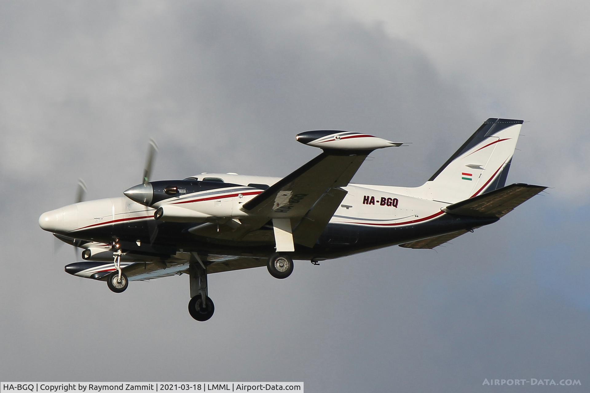 HA-BGQ, Piper PA-31T Cheyenne II C/N 31T-8020006, Piper PA-31T HA-BGQ Fly Coop