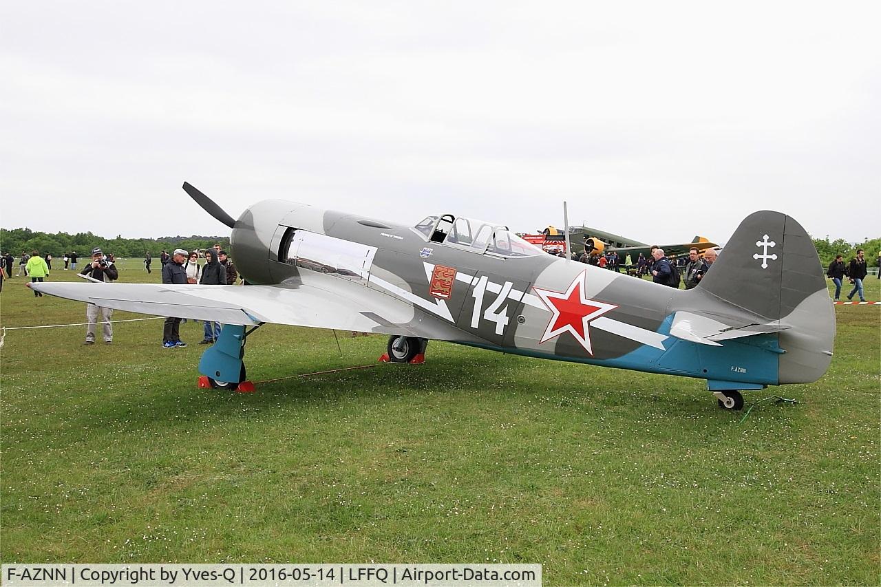 F-AZNN, Yakovlev Yak-11 C/N 25 III/05, Yakovlev YAK-11, Static display, La Ferté-Alais airfield (LFFQ) Airshow 2016