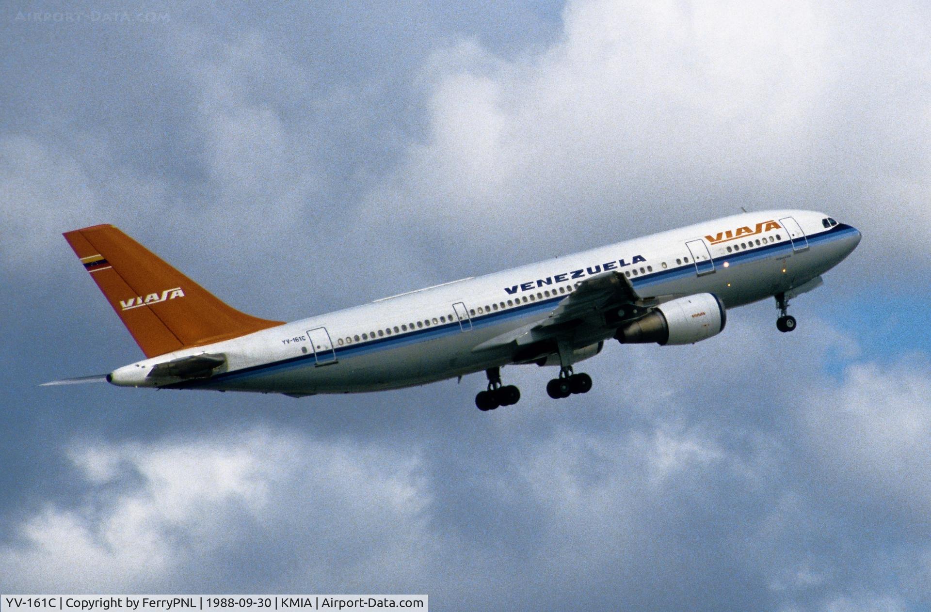 YV-161C, 1979 Airbus A300B4-203 C/N 075, Viasa A300 taking-off