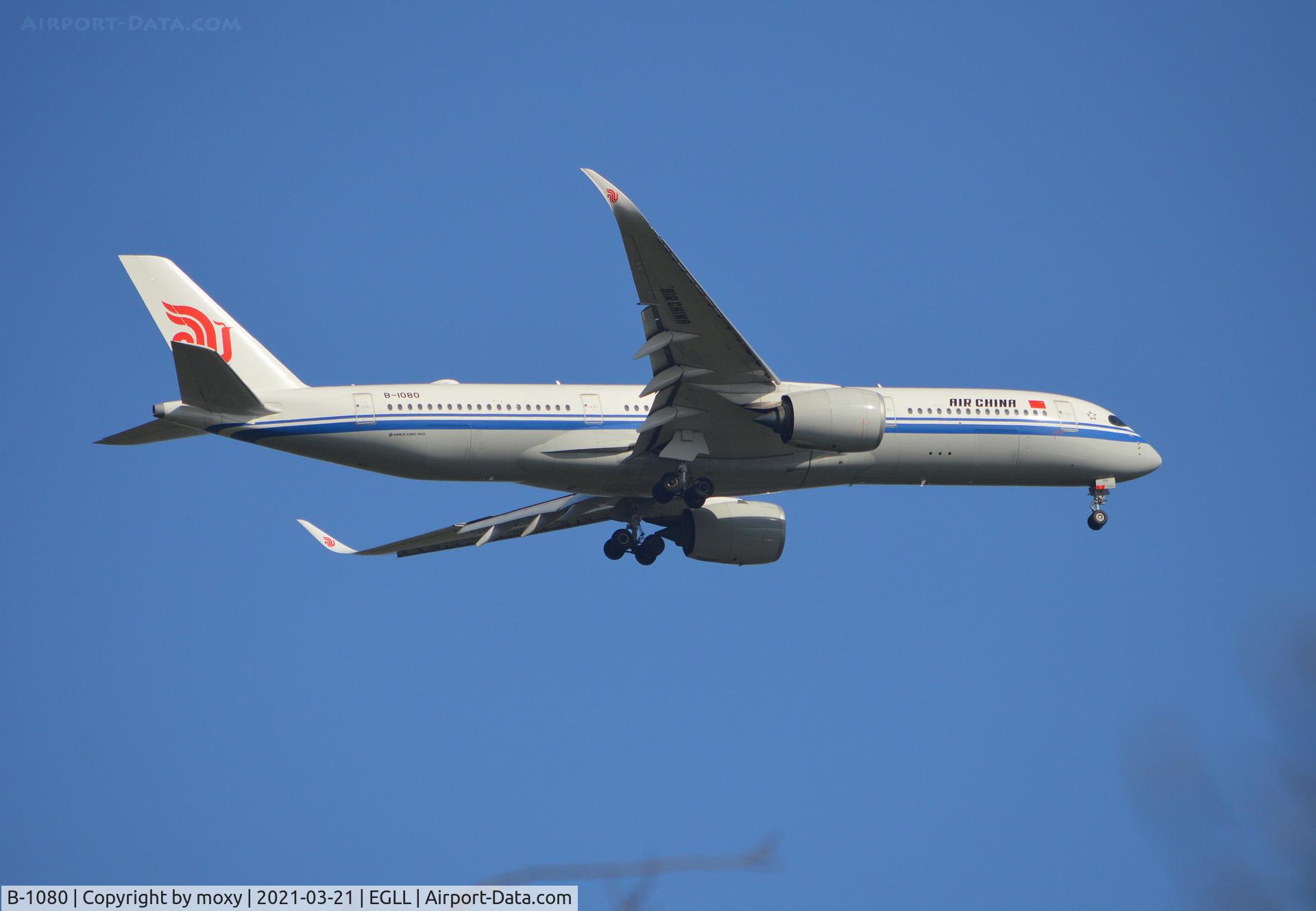 B-1080, 2018 Airbus A350-941 C/N 247, Airbus A350-941 on finals to 9R London Heathrow.