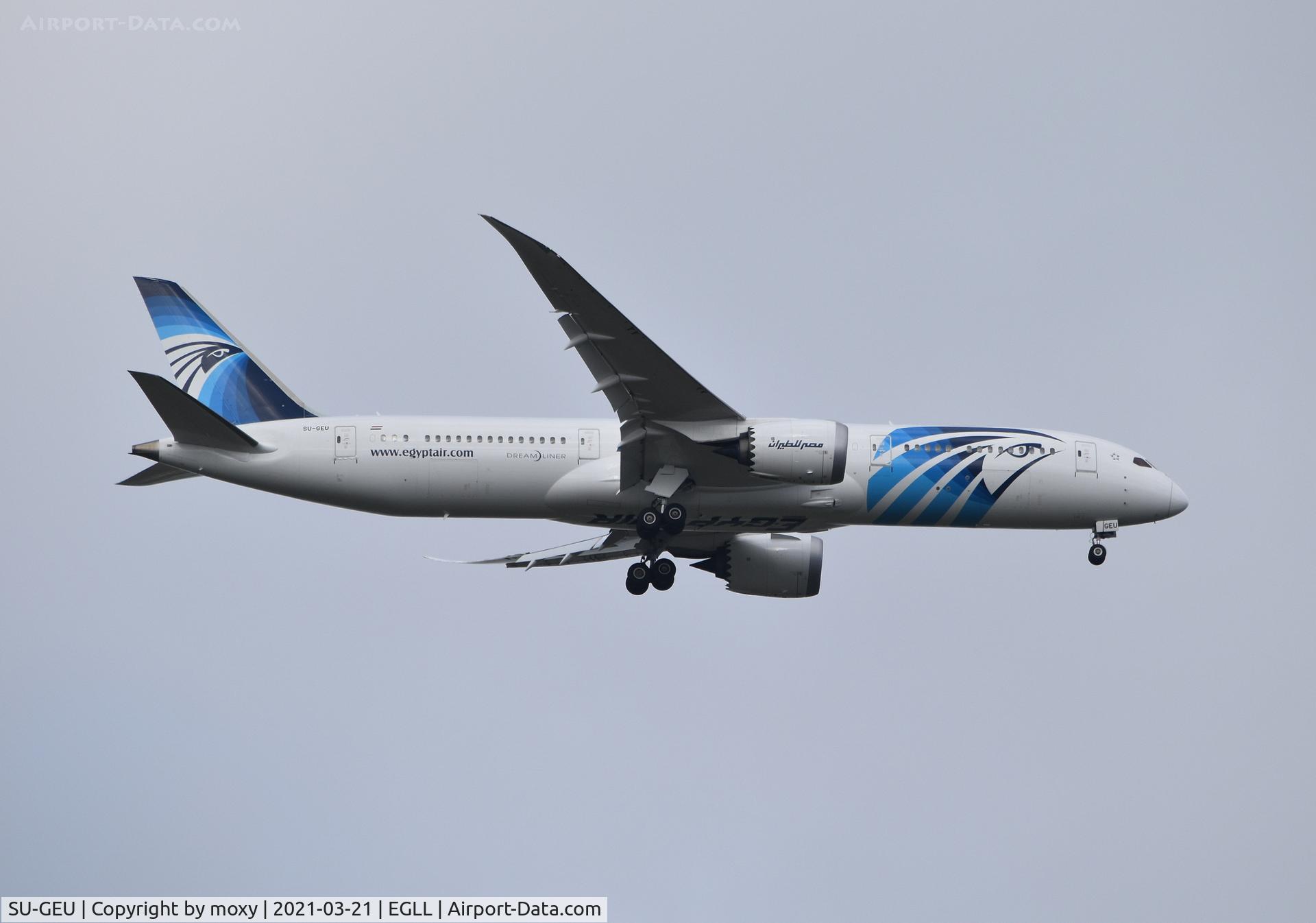 SU-GEU, 2019 Boeing 787-9 Dreamliner Dreamliner C/N 38802, Boeing 787-9 Dreamliner on finals to 9R London Heathrow.