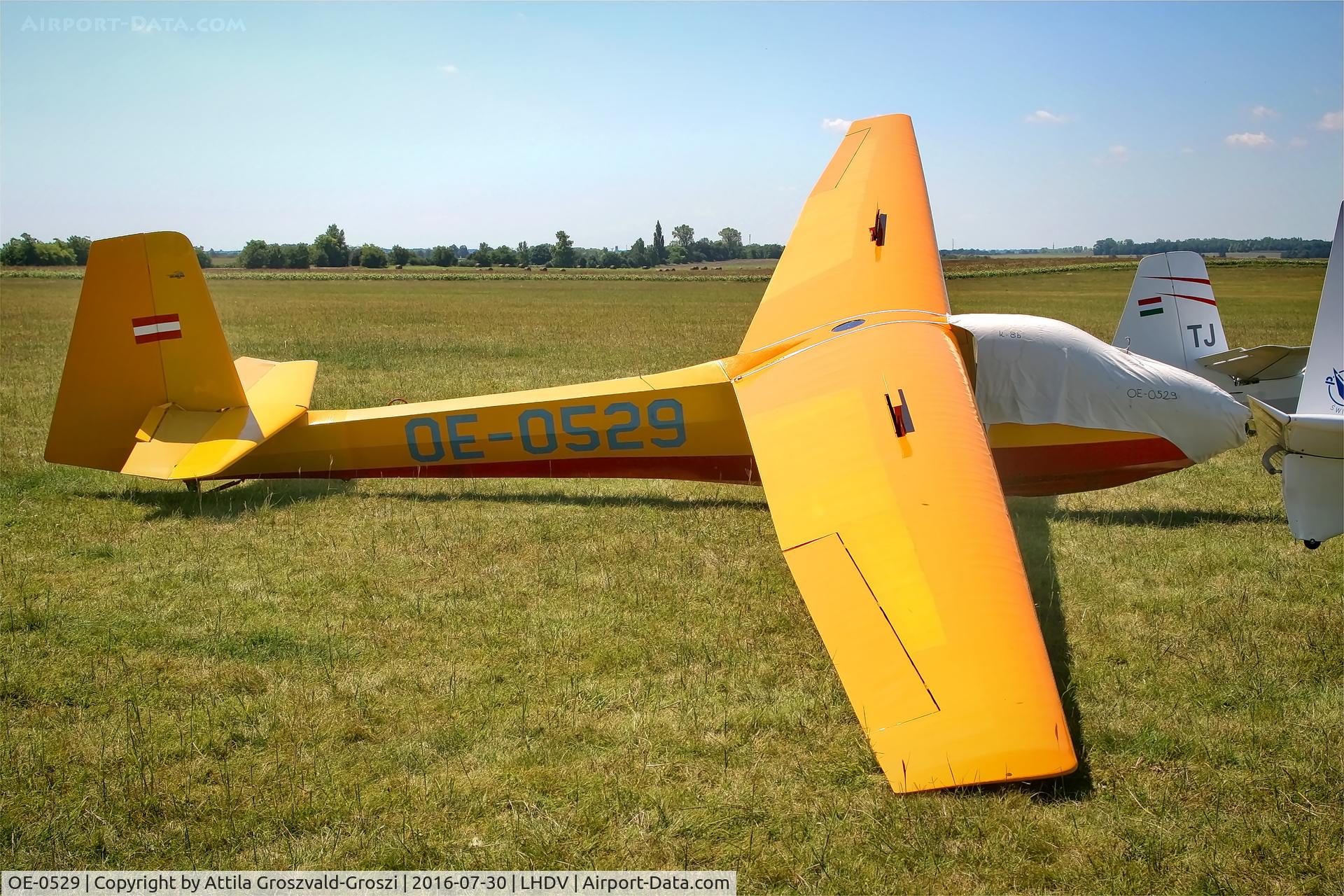 OE-0529, 1961 Schleicher Ka-8B C/N 910, LHDV - Dunaújváros-Kisapostag Airport, Hungary