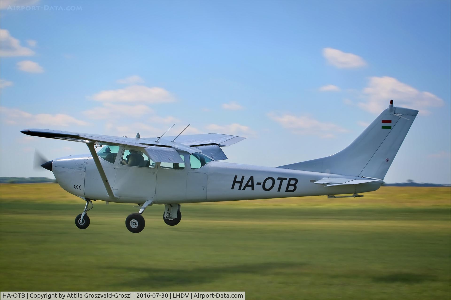 HA-OTB, 1963 Cessna 182F Skylane C/N 182-54905, LHDV - Dunaújváros-Kisapostag Airport, Hungary
