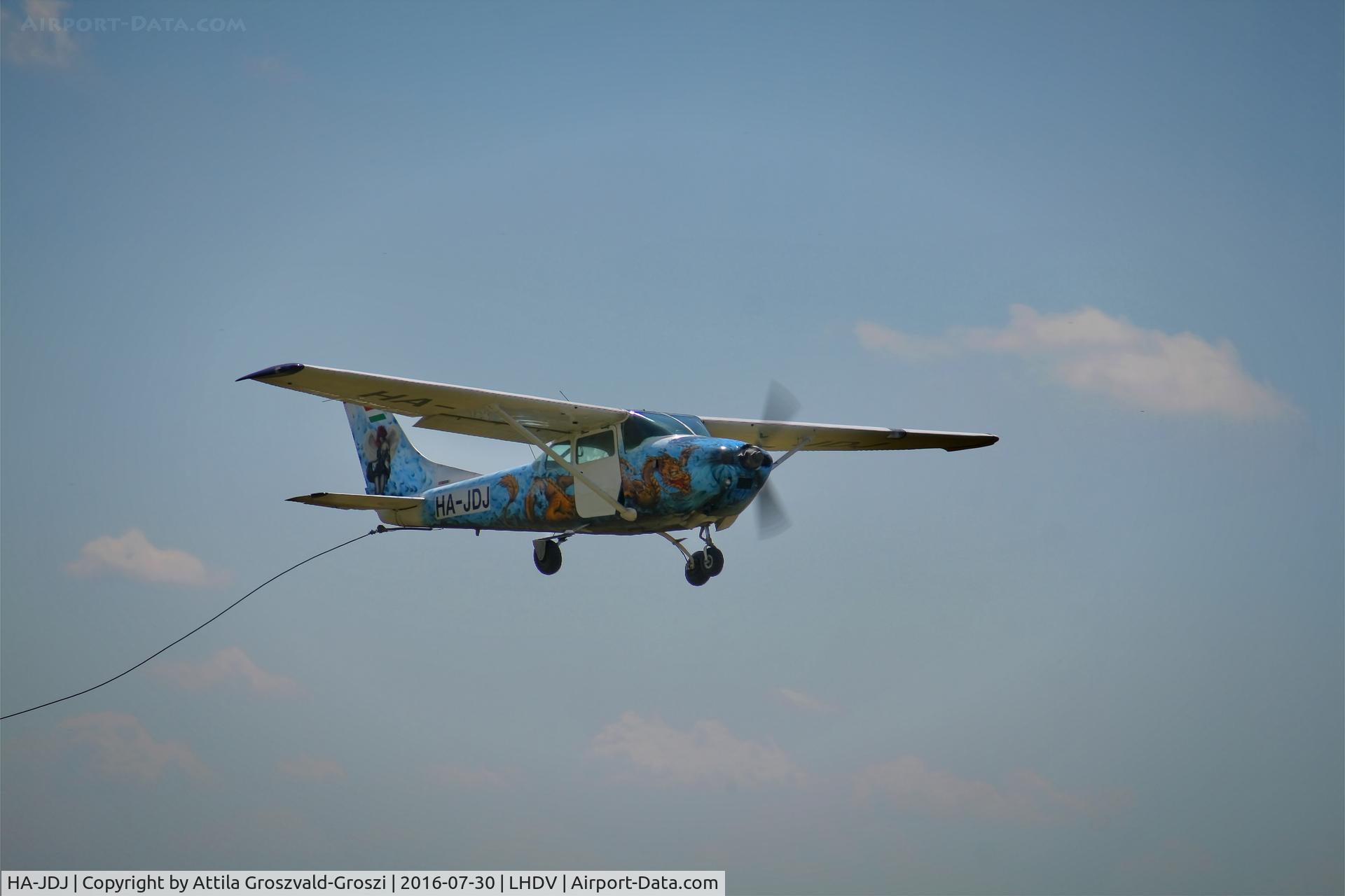 HA-JDJ, 1962 Cessna 182E Skylane Skylane C/N 18254279, LHDV - Dunaújváros-Kisapostag Airport, Hungary