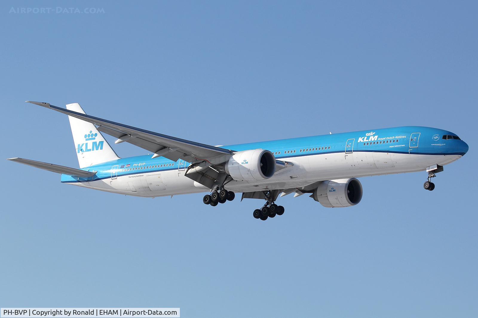 PH-BVP, 2016 Boeing 777-306/ER C/N 44555, at spl