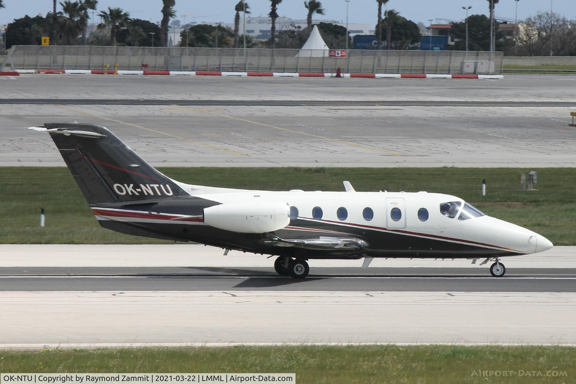 OK-NTU, 2001 Raytheon Beechjet 400A/Nextant N400XT C/N RK-317, Nextant 400 XTi OK-NTU of Time Air