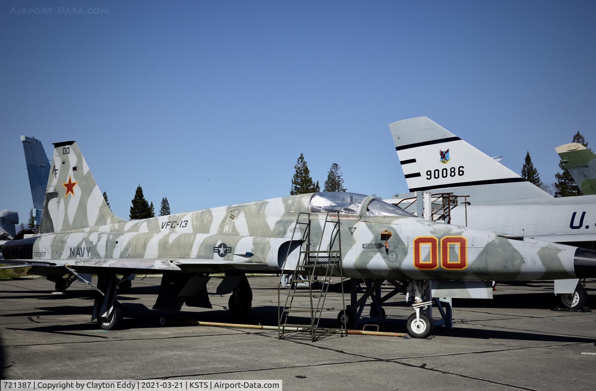 721387, Northrop F-5E Tiger II C/N R.1007, Pacific Coast Air Museum Charles M. Schulz Sonoma County Airport 2021.