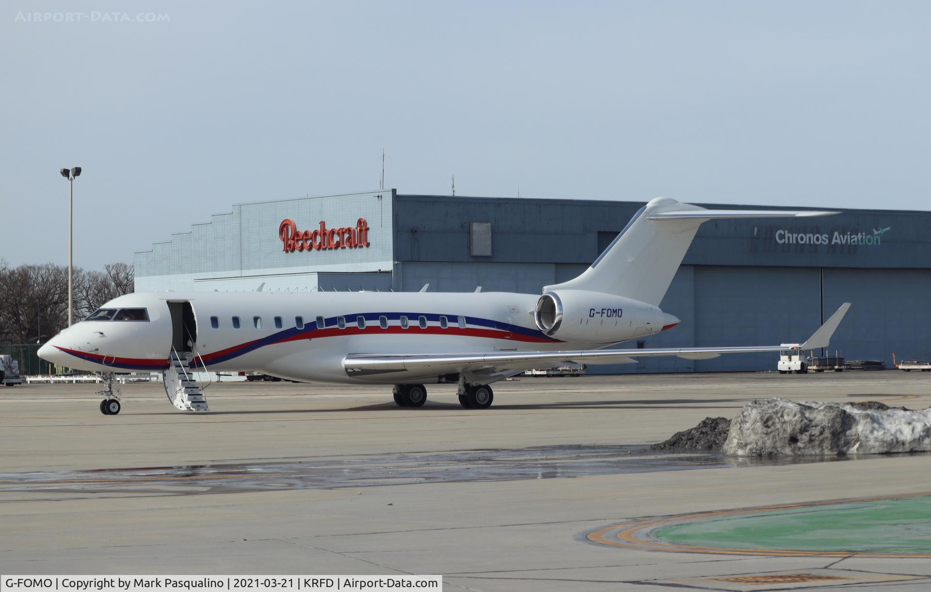 G-FOMO, 2017 Bombardier BD-700-1A10 Global 6000 C/N 9797, Global 6000