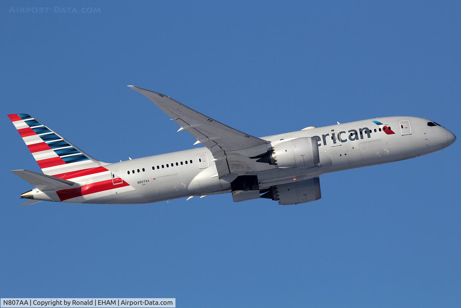 N807AA, 2015 Boeing 787-8 Dreamliner C/N 40625, at spl