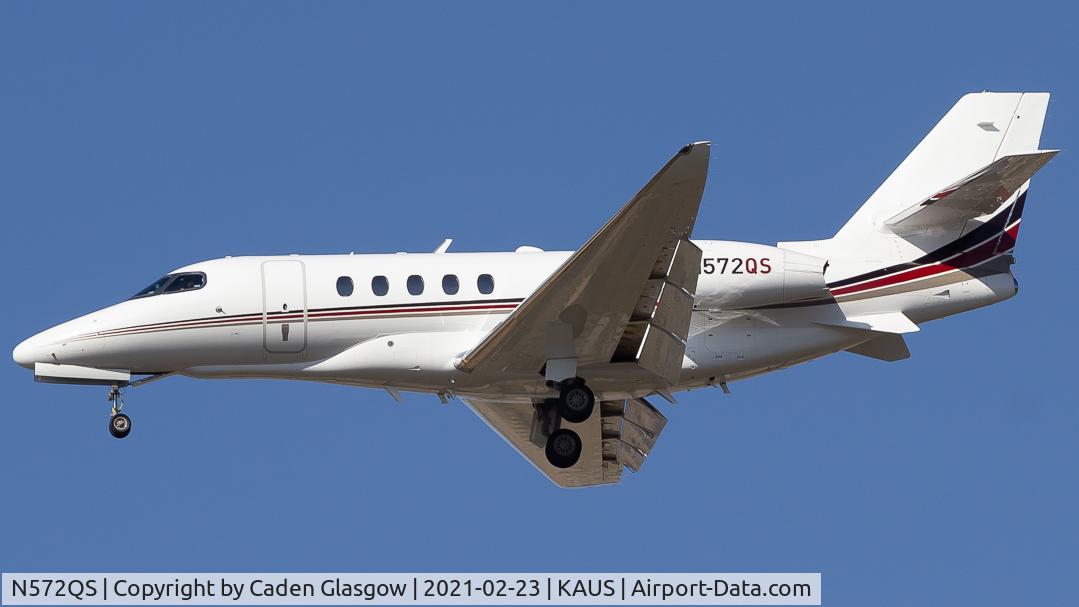N572QS, 2018 Cessna 680A Citation Latitude C/N 680A-0133, Cessna Citation landing on 17L