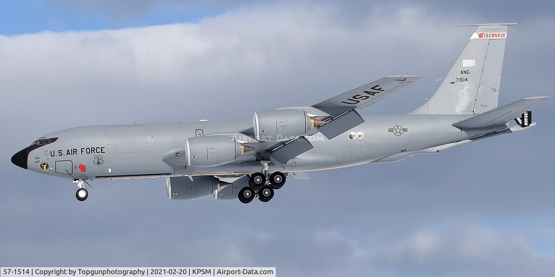 57-1514, 1957 Boeing KC-135R Stratotanker C/N 17585/194, SPUR73 arrives at Pease