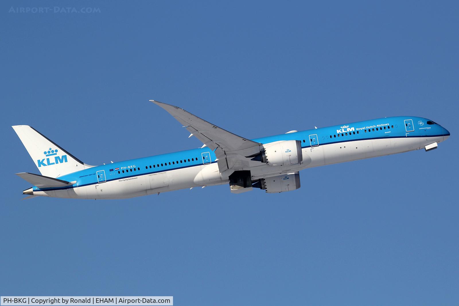 PH-BKG, 2019 Boeing 787-10 Dreamliner Dreamliner C/N 42508, at spl