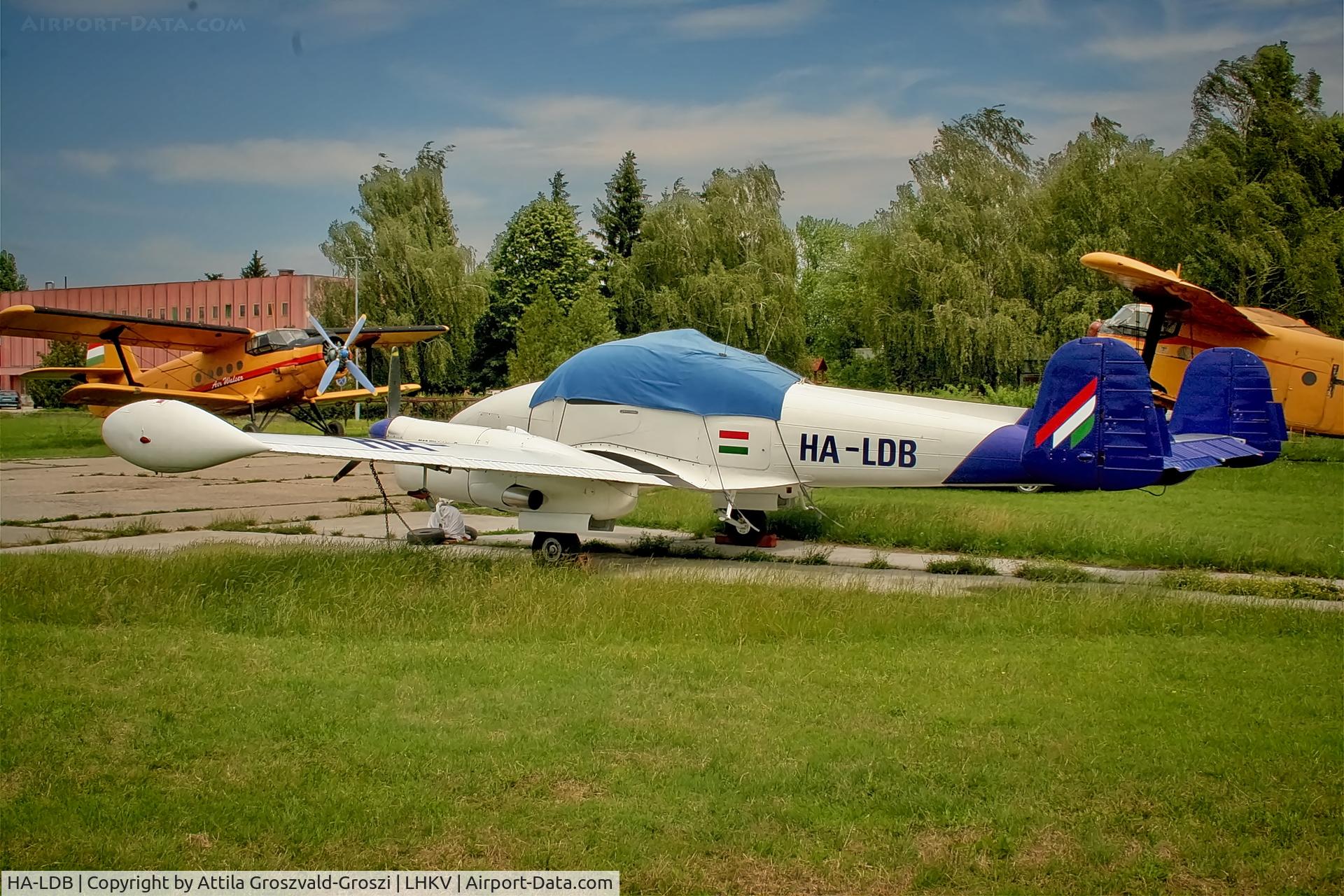 HA-LDB, 1962 Let L-200D Morava C/N 171127, LHKV - Kaposújlak Airport, Hungary