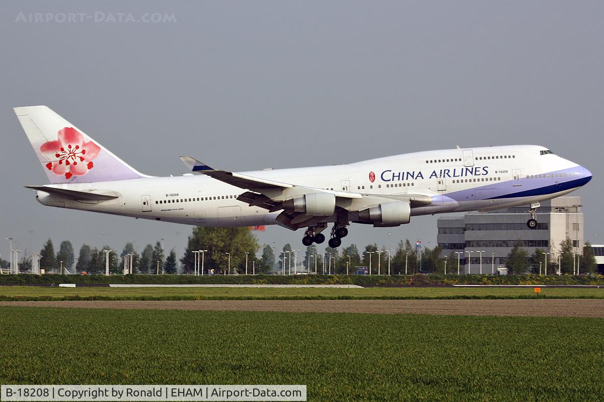 B-18208, 1998 Boeing 747-409 C/N 29031, at spl