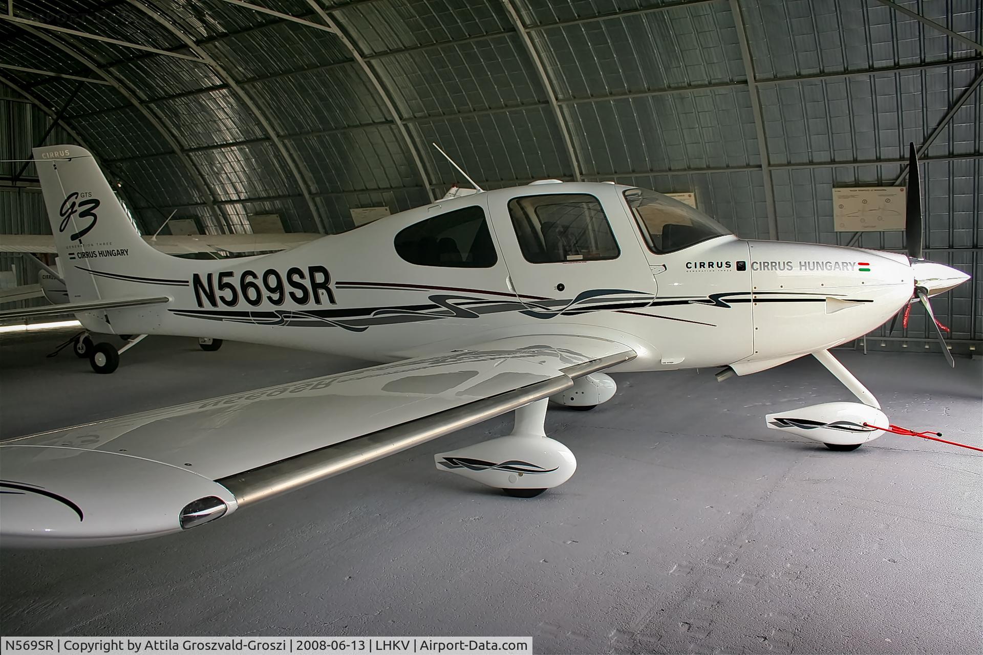 N569SR, 2007 Cirrus SR22 G3 GTS C/N 2496, LHKV - Kaposújlak Airport, Hungary