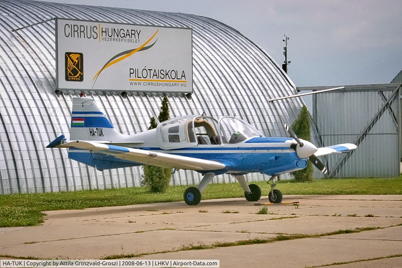 HA-TUK, 1972 Scottish Aviation Sk.61D Bulldog C/N BH100/145, LHKV - Kaposújlak Airport, Hungary