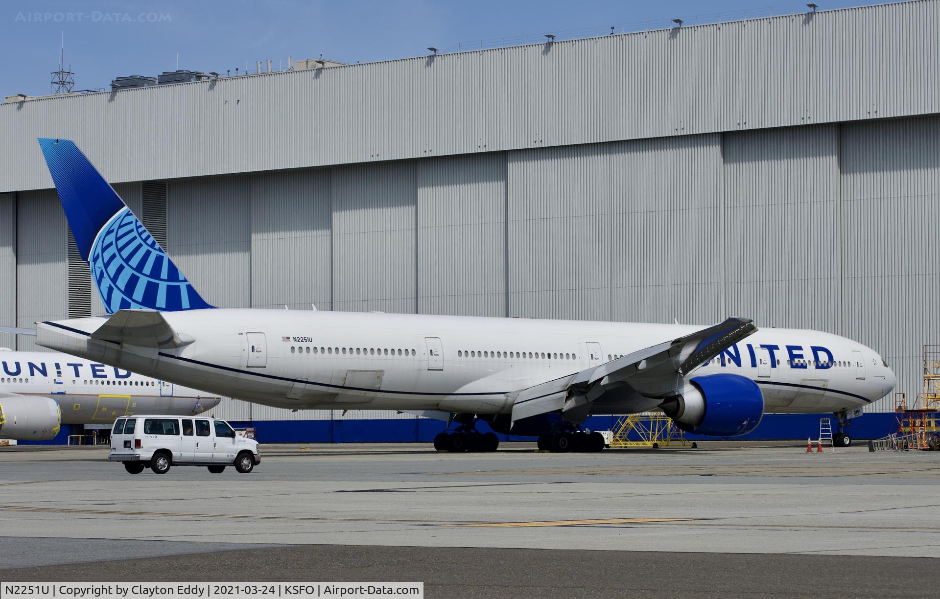 N2251U, 2020 Boeing 777-300/ER C/N 66591, SFO 2021.