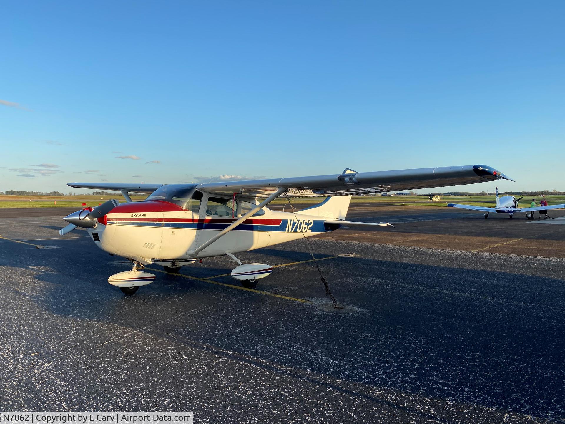 N7062, 1970 Cessna 182N Skylane C/N 18260264, Washed and waxed