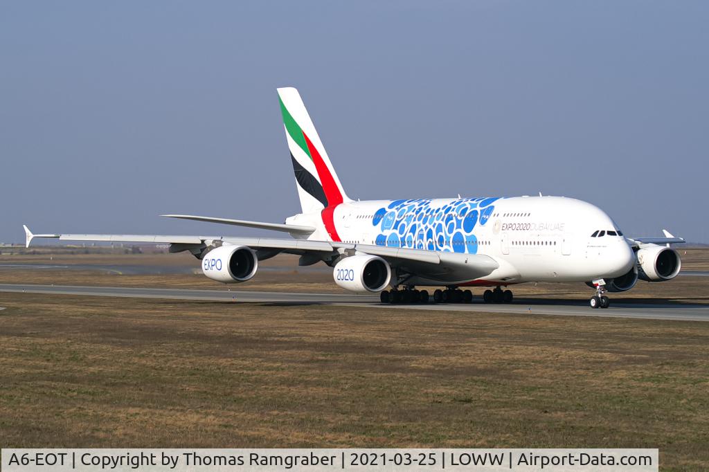 A6-EOT, 2015 Airbus A380-861 C/N 204, Emirates Airbus A380