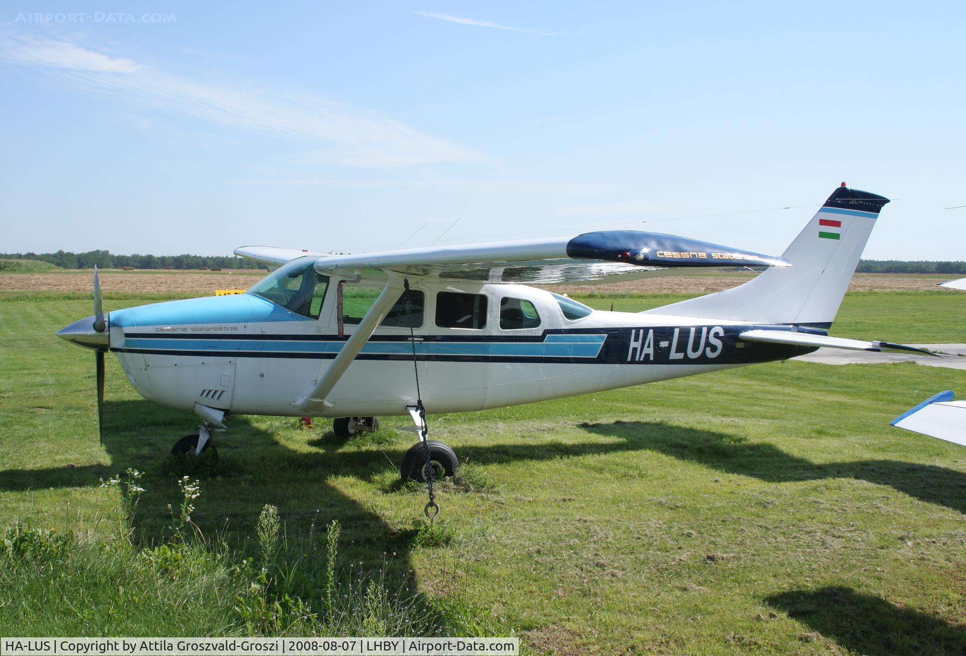 HA-LUS, 1977 Cessna TU206G Turbo Stationair C/N U206-03601, LHBY - Böny Airport, Hungary