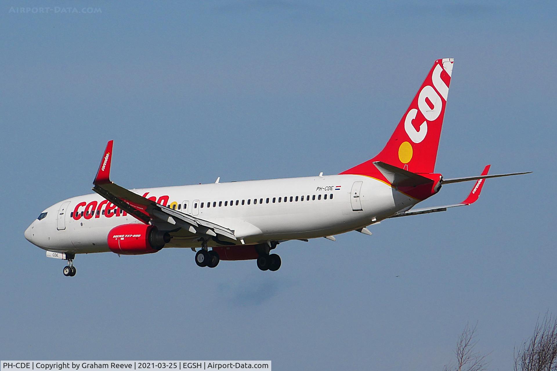 PH-CDE, 2008 Boeing 737-86Q C/N 35795, On approach to Norwich.